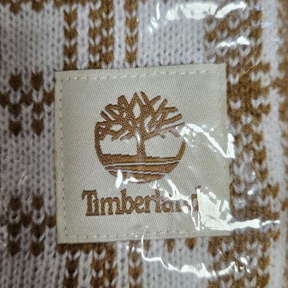 NWT Timberland women's gold and cream plaid scarf - Picture 5 of 5